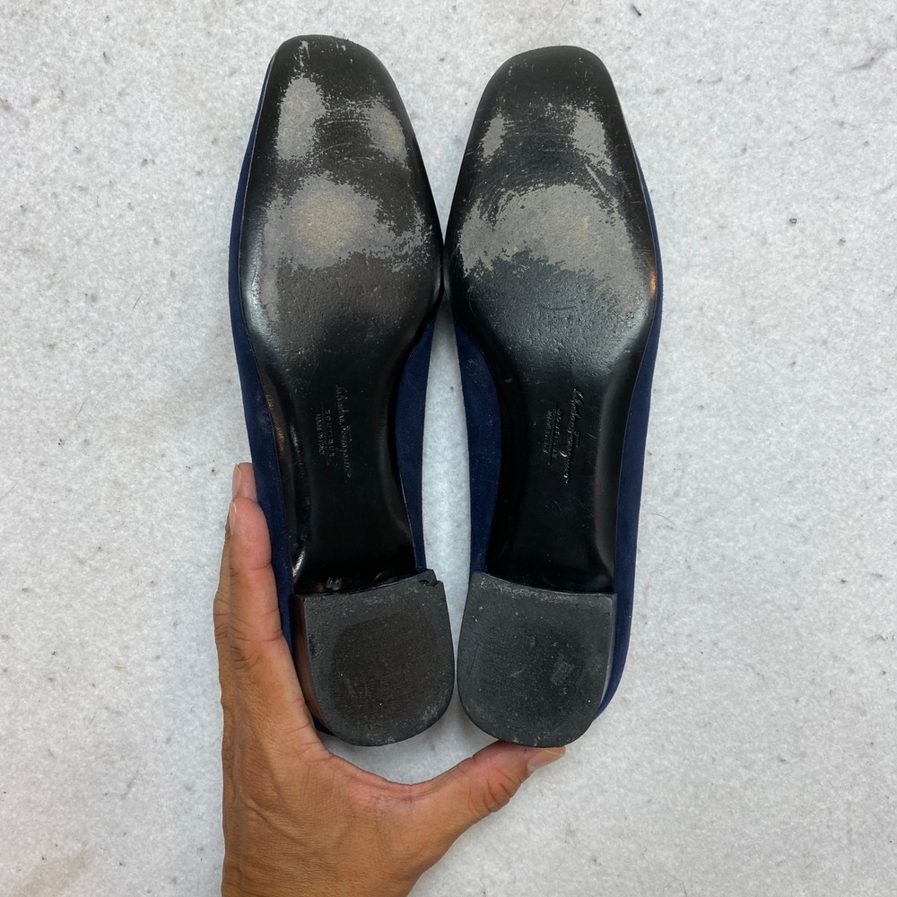 Salvatore Ferragamo Loafers Womens 9 3A Navy Blue F20 Suede Bow Gold Hardware - Picture 7 of 11